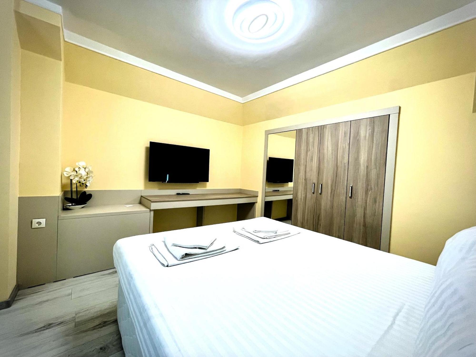 Apart-Hotel Panorama Sea Lux Primorsko Eksteriør billede