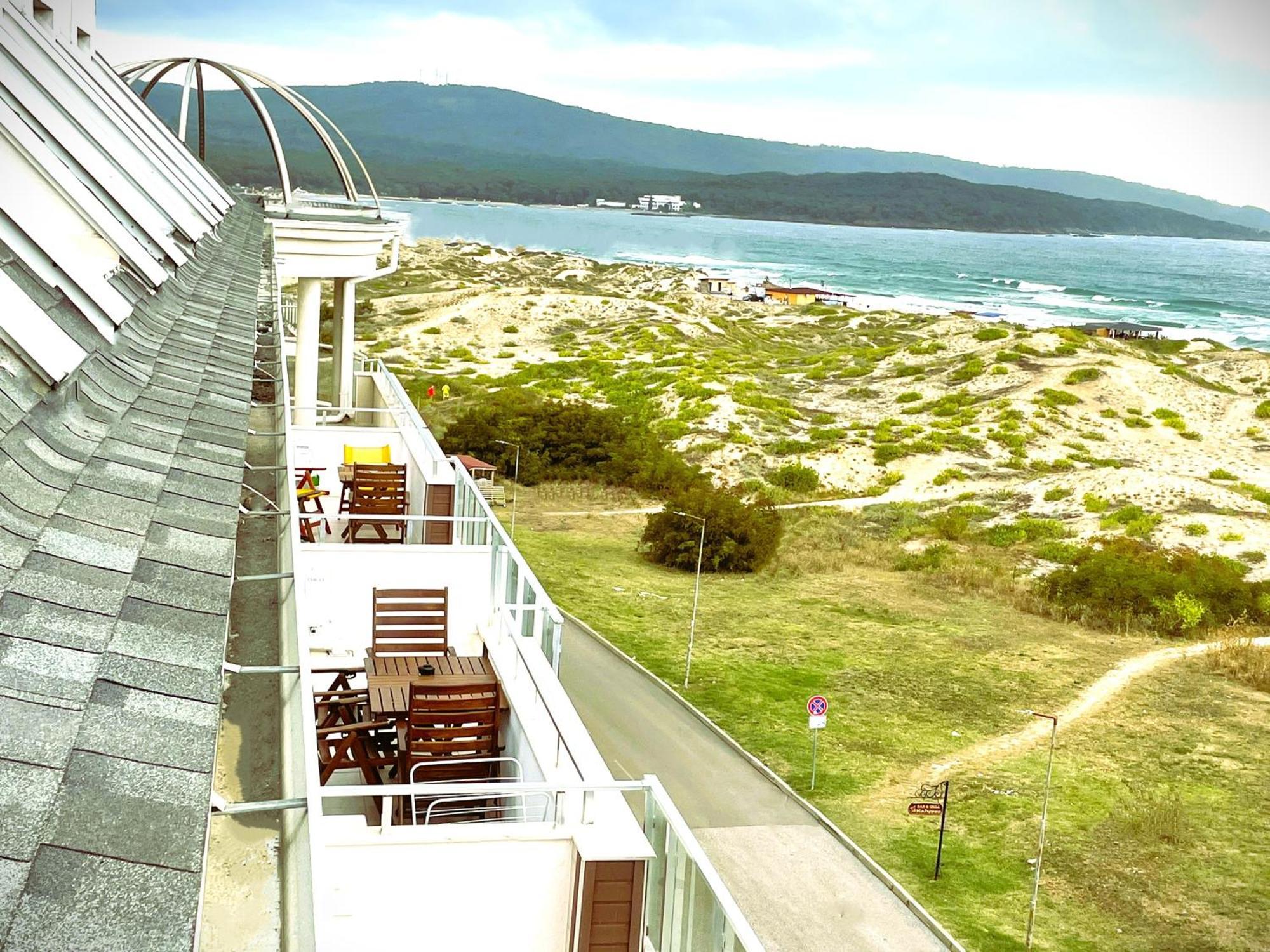 Apart-Hotel Panorama Sea Lux Primorsko Eksteriør billede