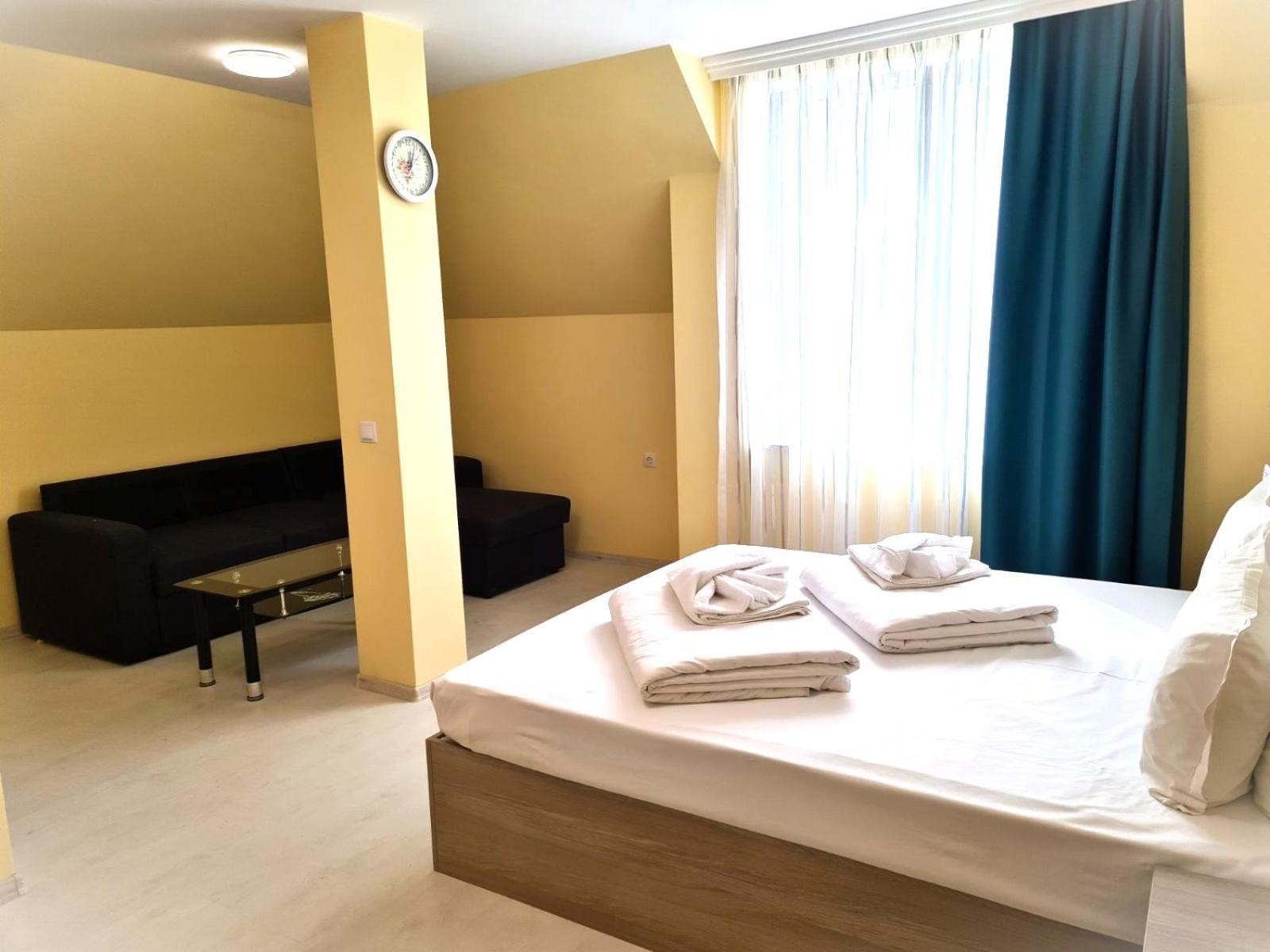 Apart-Hotel Panorama Sea Lux Primorsko Eksteriør billede